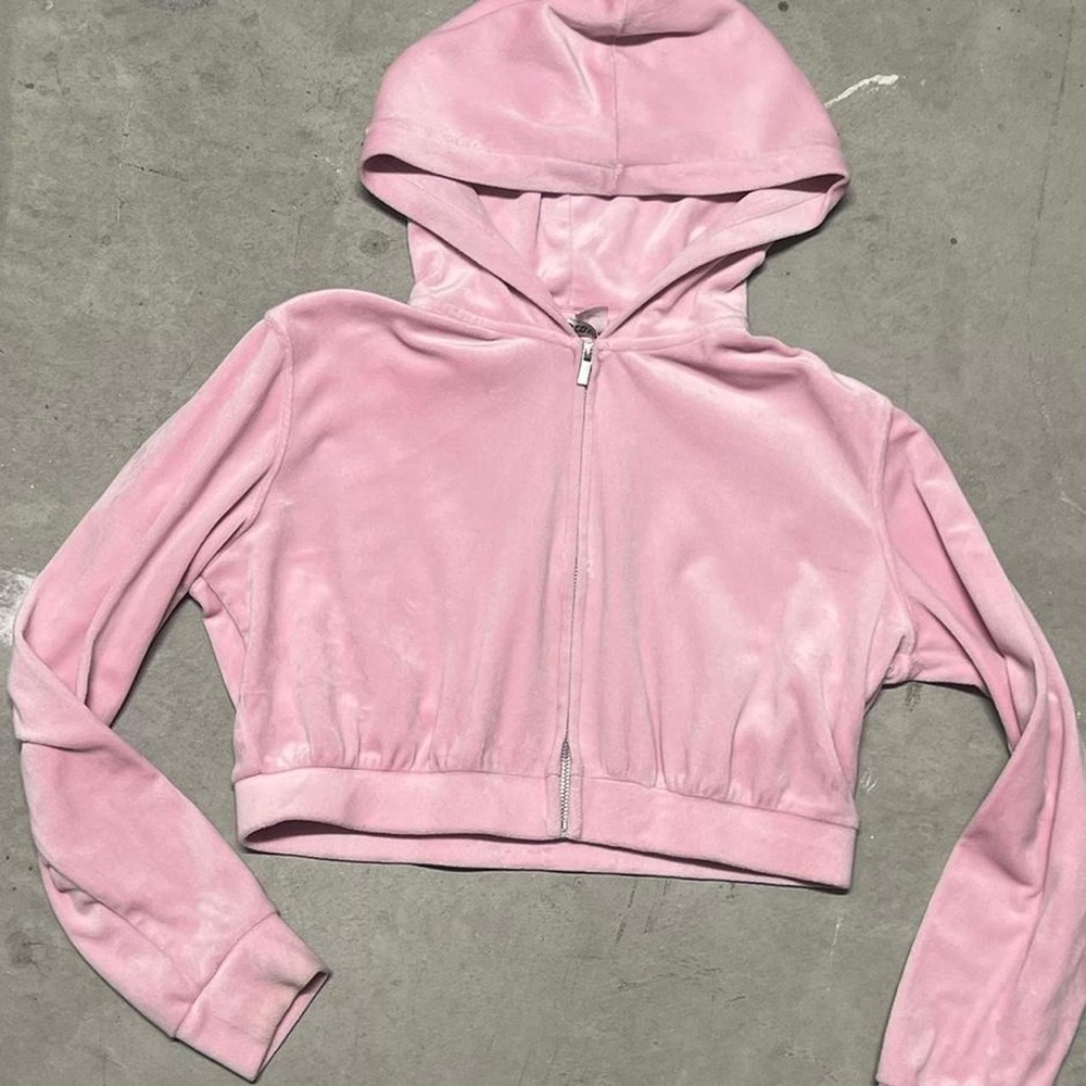 H&M cropped velour zip up 🎀 - Picture 2 of 2
